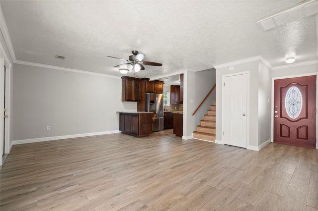 907 Northbend Drive, Baytown, TX 77521