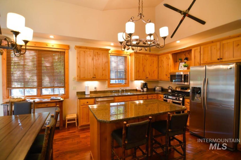 1349 Hearthstone Court 9-G, McCall, ID 83638 photo 10