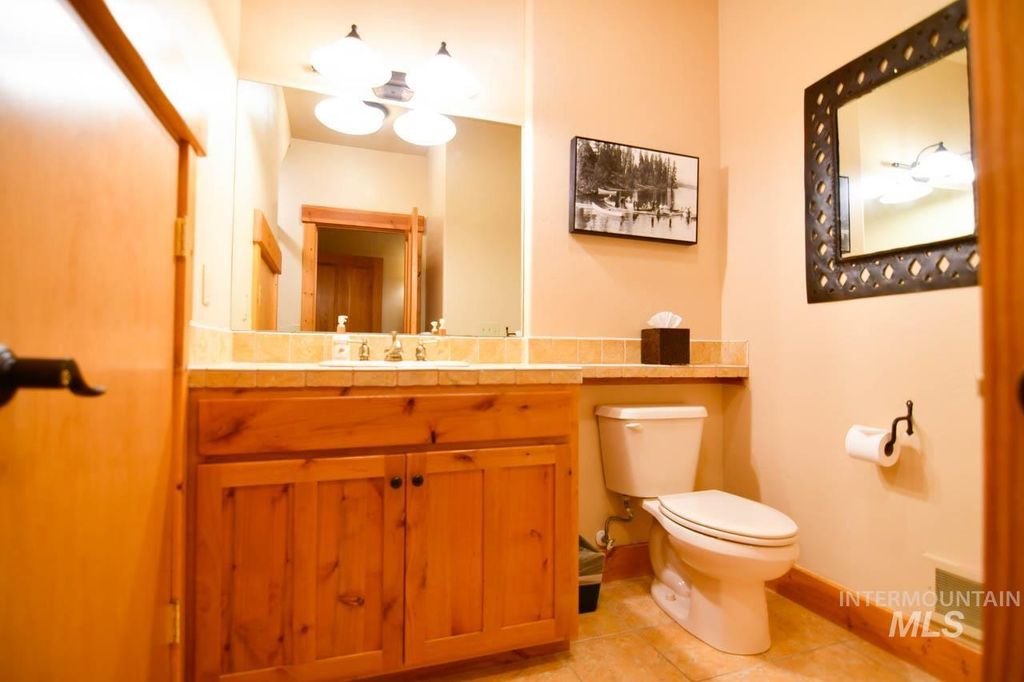 1349 Hearthstone Court 9-G, McCall, ID 83638 photo 32
