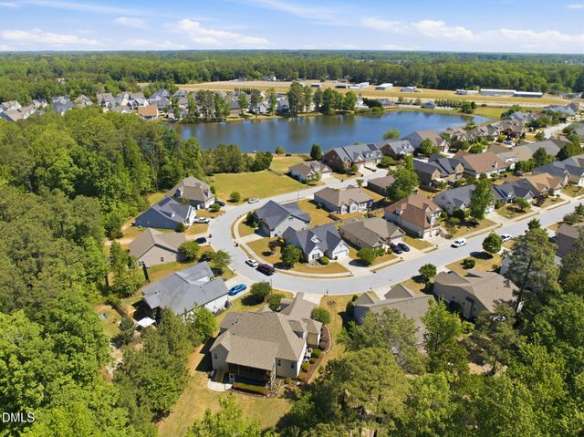 8104 Crookneck Drive, Angier, NC 27501