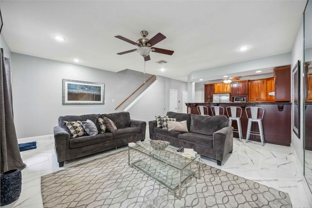 3292 Holly Hall Street, Houston, TX 77054