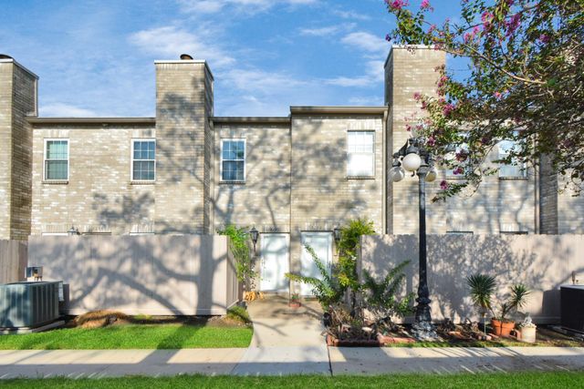 3292 Holly Hall Street, Houston, TX 77054