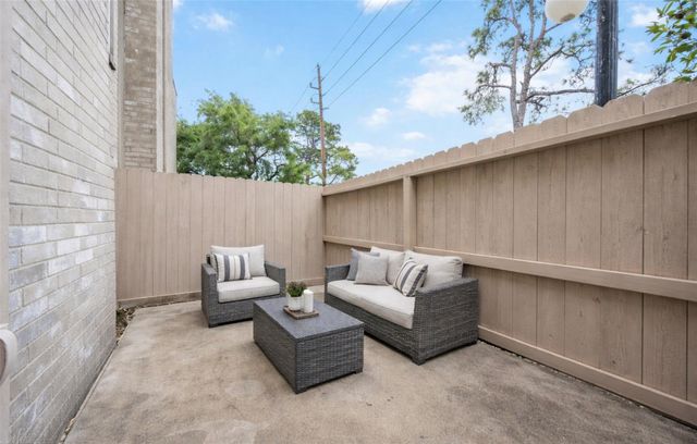 3292 Holly Hall Street, Houston, TX 77054