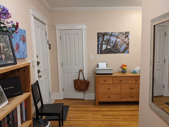 66 Queensberry St. 120, Boston, MA 02215