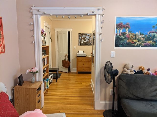 66 Queensberry St. 120, Boston, MA 02215