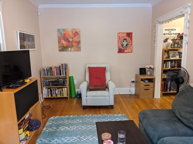 66 Queensberry St. 120, Boston, MA 02215