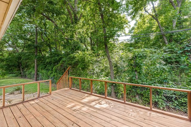 105 Pecan Street, Whitesboro, TX 76273