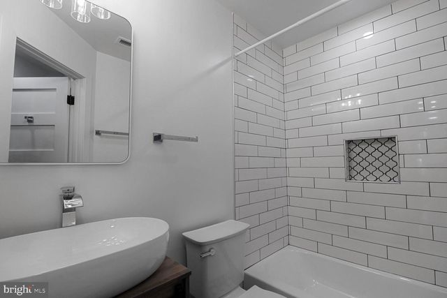 1234 E LAFAYETTE AVE E, Baltimore, MD 21202