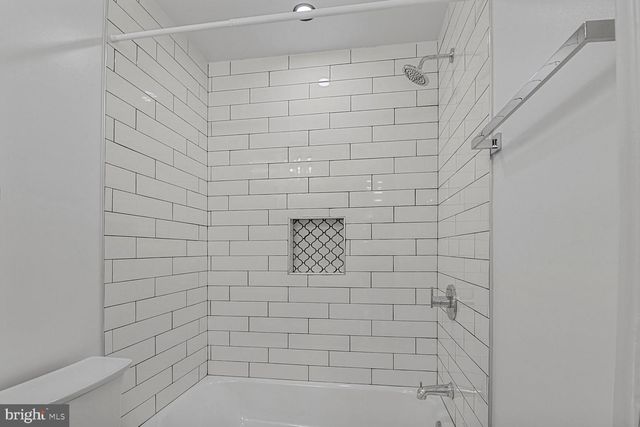 1234 E LAFAYETTE AVE E, Baltimore, MD 21202