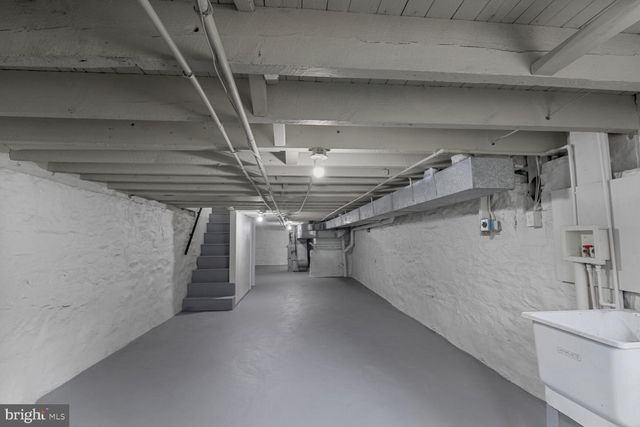 1234 E LAFAYETTE AVE E, Baltimore, MD 21202