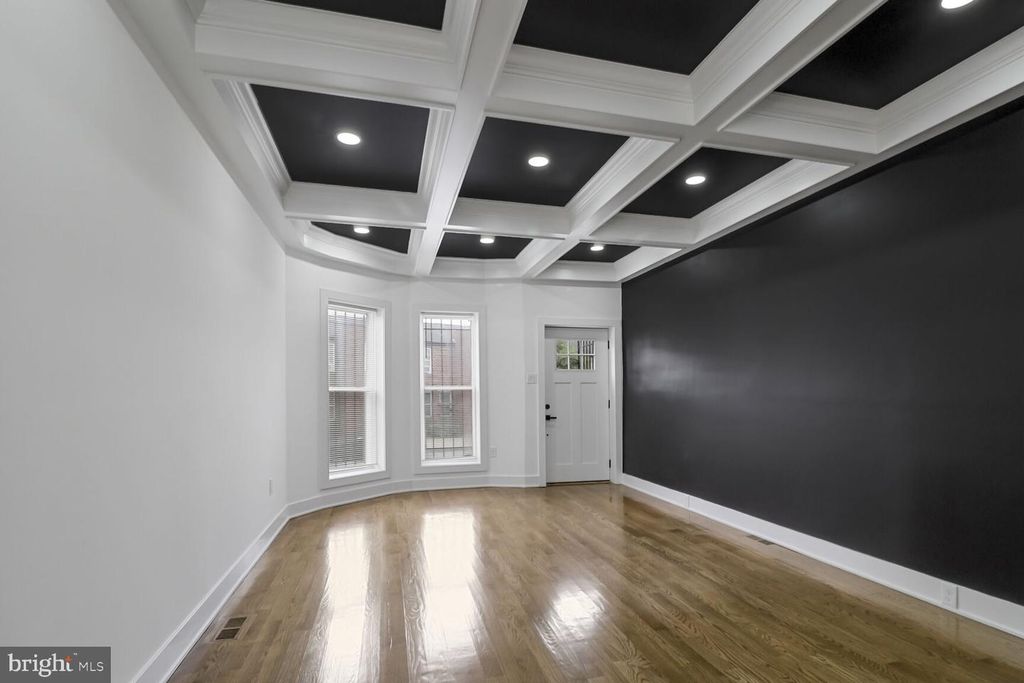 1234 E LAFAYETTE AVE E, Baltimore, MD 21202