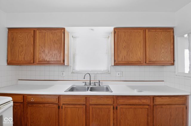 6131 E 13th Street, Indianapolis, IN 46219