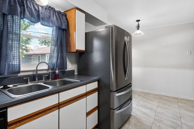 3776 Security Drive N, Grove City, OH 43123