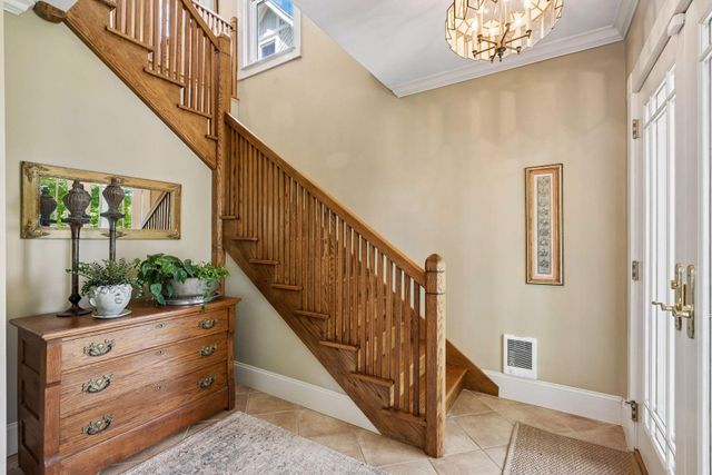 1263 Como Boulevard W, Saint Paul, MN 55103