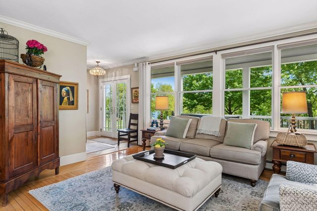 1263 Como Boulevard W, Saint Paul, MN 55103