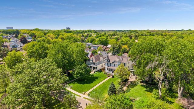 1263 Como Boulevard W, Saint Paul, MN 55103