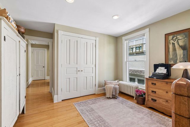 1263 Como Boulevard W, Saint Paul, MN 55103