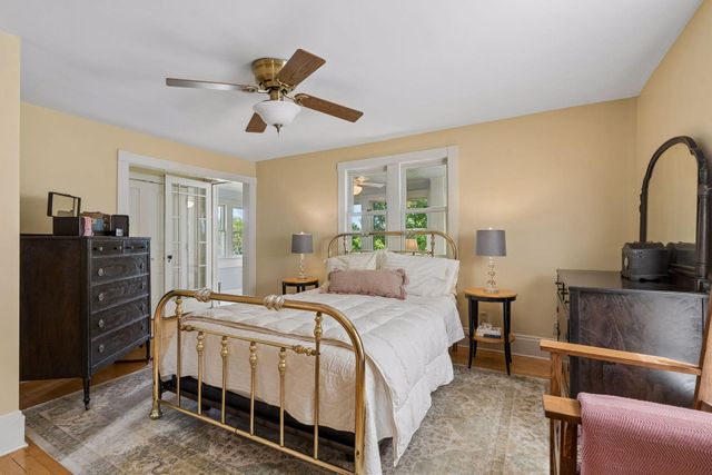 1263 Como Boulevard W, Saint Paul, MN 55103