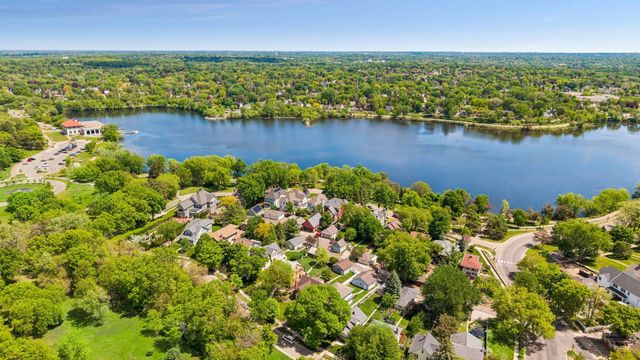 1263 Como Boulevard W, Saint Paul, MN 55103