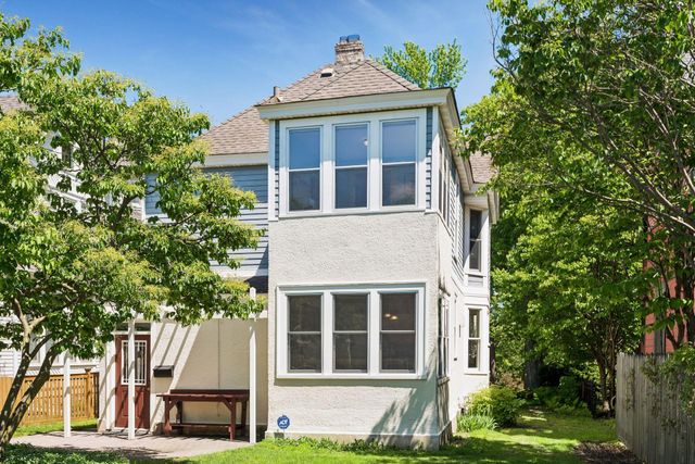 1263 Como Boulevard W, Saint Paul, MN 55103