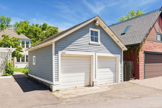 1263 Como Boulevard W, Saint Paul, MN 55103