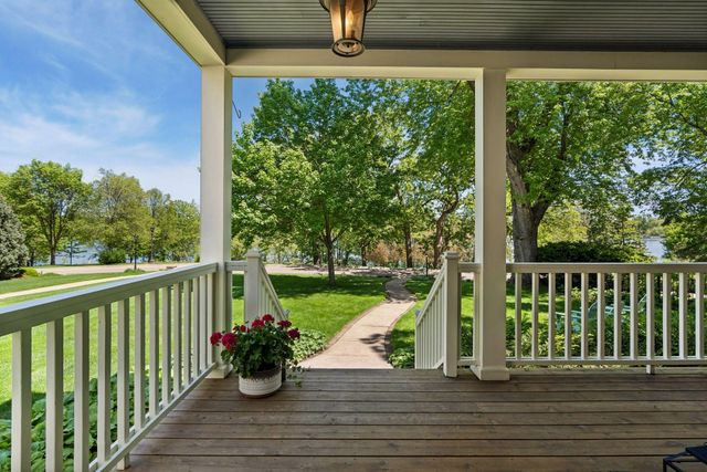 1263 Como Boulevard W, Saint Paul, MN 55103