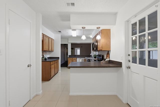 6722 LAKE CLIFF ST, San Antonio, TX 78244