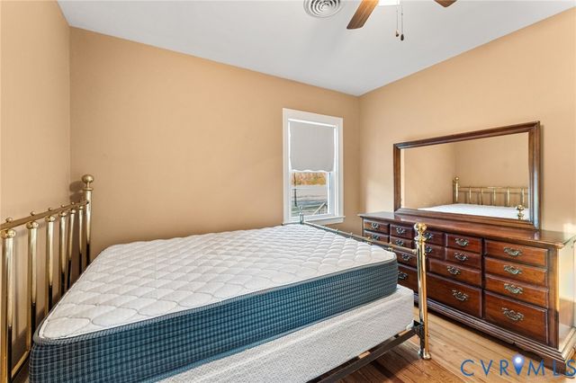 501 Essex St, Tappahannock, VA 22560