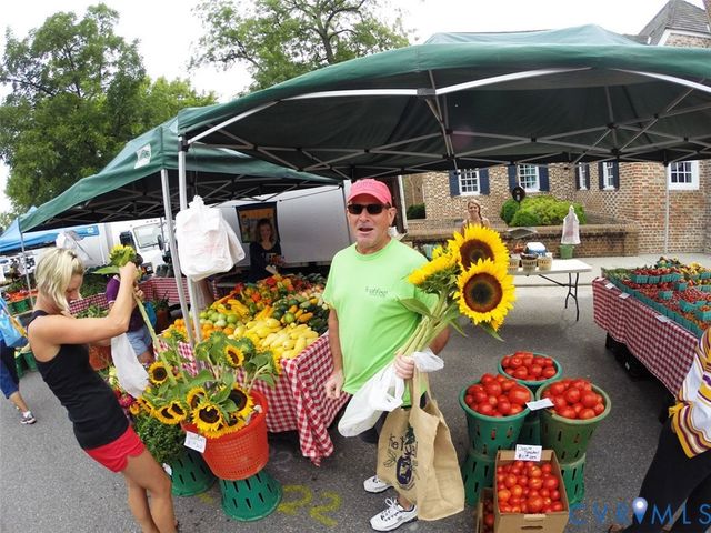 501 Essex St, Tappahannock, VA 22560