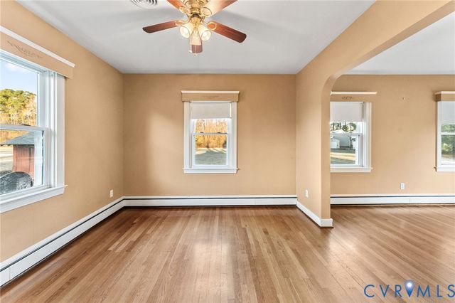 501 Essex St, Tappahannock, VA 22560