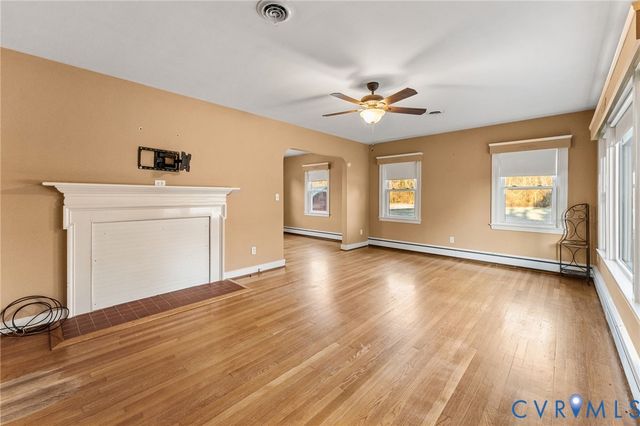 501 Essex St, Tappahannock, VA 22560