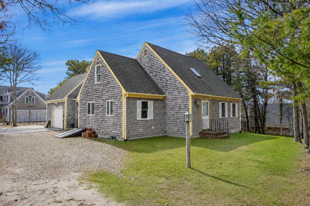 32 Tip Cart Drive, Chatham, MA 02633