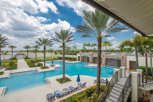 19017 Fly Rod Run, Loxahatchee, FL 33470