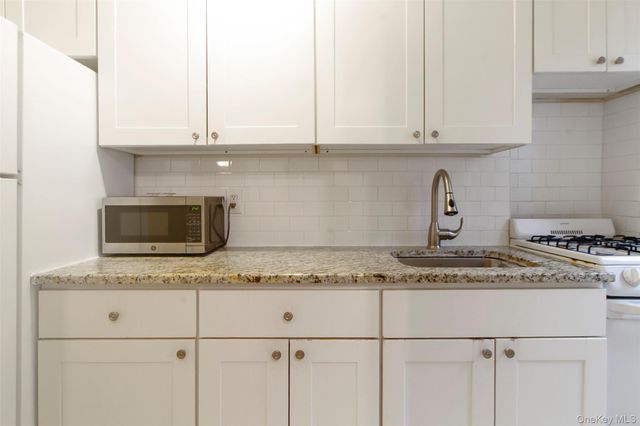 70 Sherman Avenue 2K, Yonkers, NY 10705