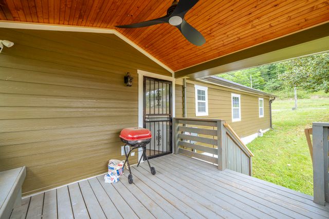 411 Highway 64, W, Waynesboro, TN 38485