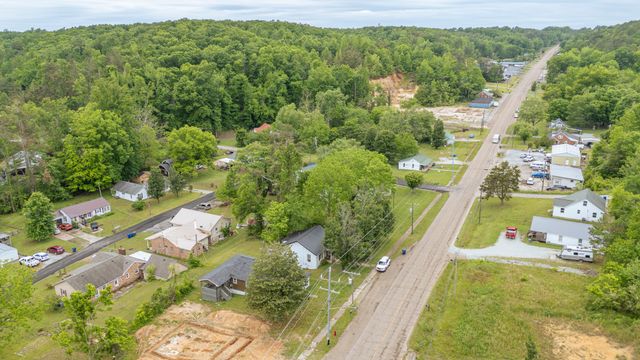 411 Highway 64, W, Waynesboro, TN 38485