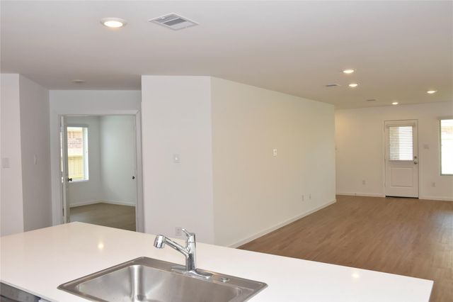 5135 Sunvalley Bend Drive, Katy, TX 77493