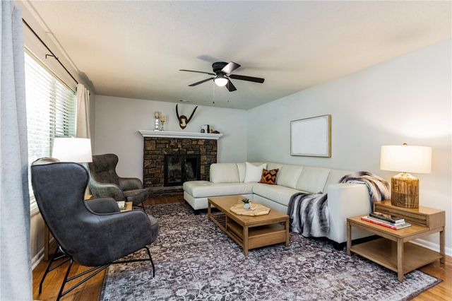 708 N Fowler Avenue, Fayetteville, AR 72701