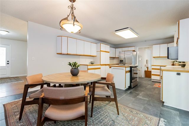 708 N Fowler Avenue, Fayetteville, AR 72701