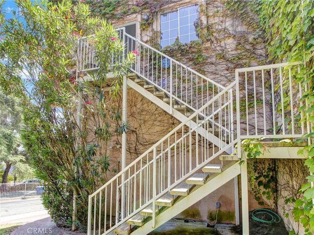 3207 Kenneth Drive, Los Angeles, CA 90032