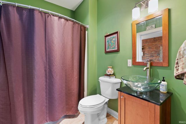 1113 Broadway, Fort Wayne, IN 46802