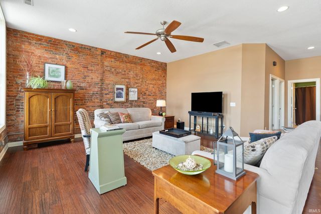 1113 Broadway, Fort Wayne, IN 46802