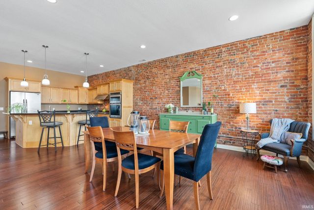 1113 Broadway, Fort Wayne, IN 46802