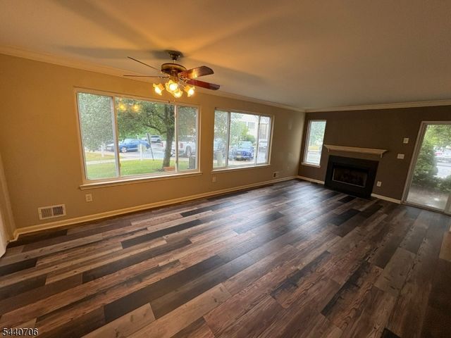 122 Falcon Ridge Way 2, Hamburg Boro, NJ 07419