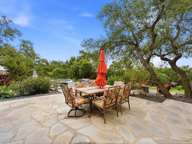 1804 Winding Vw, San Antonio, TX 78260
