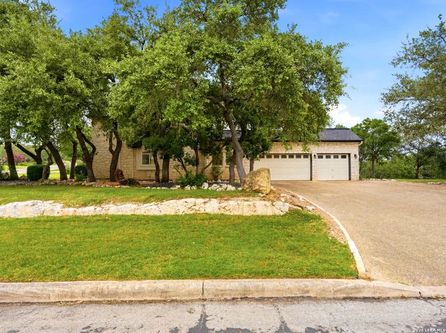 1804 Winding Vw, San Antonio, TX 78260