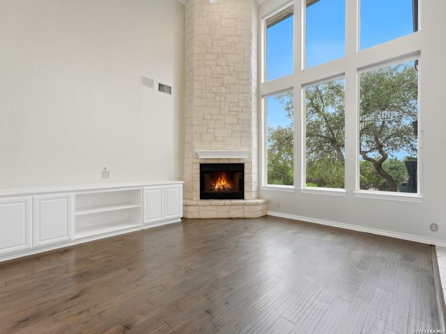 1804 Winding Vw, San Antonio, TX 78260