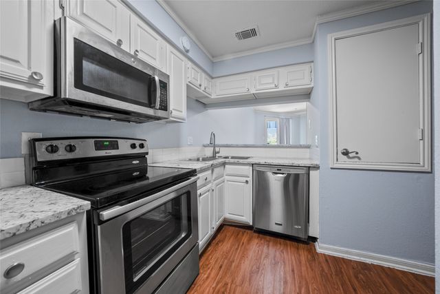 8545 Midpark Road 47, Dallas, TX 75240