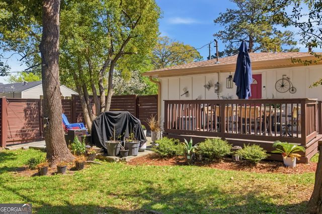 521 Atkinson Avenue, Savannah, GA 31404