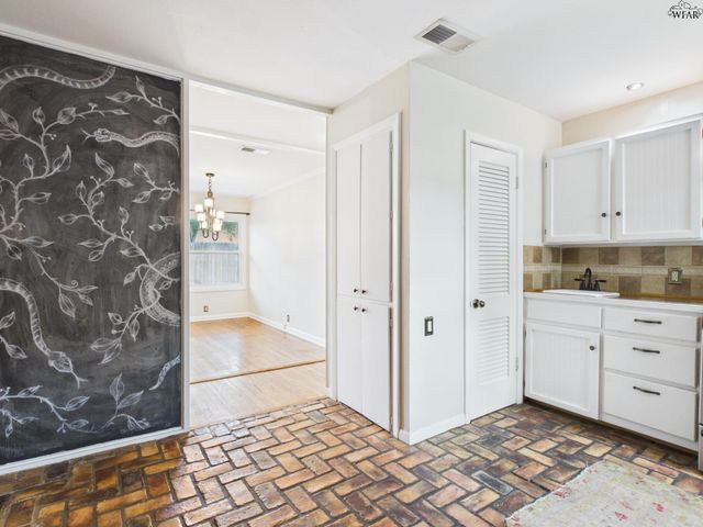 1555 HANOVER ROAD, Wichita Falls, TX 76302